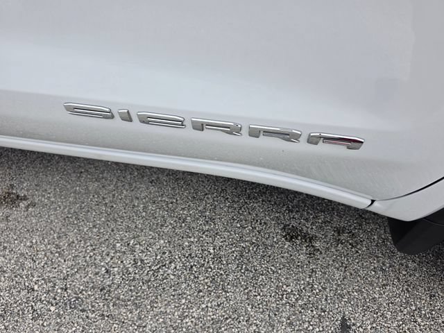 Used 2026 GMC Sierra 1500 SLT RWD image 11