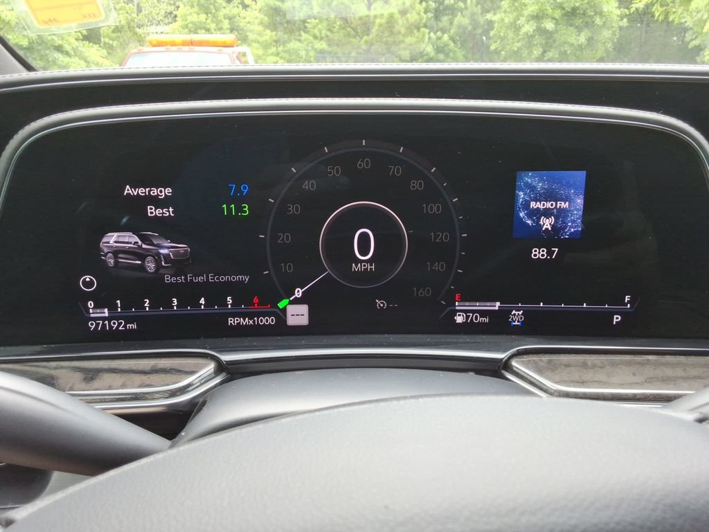 Certified 2021 Cadillac Escalade Premium Luxury AWD/4WD image 32