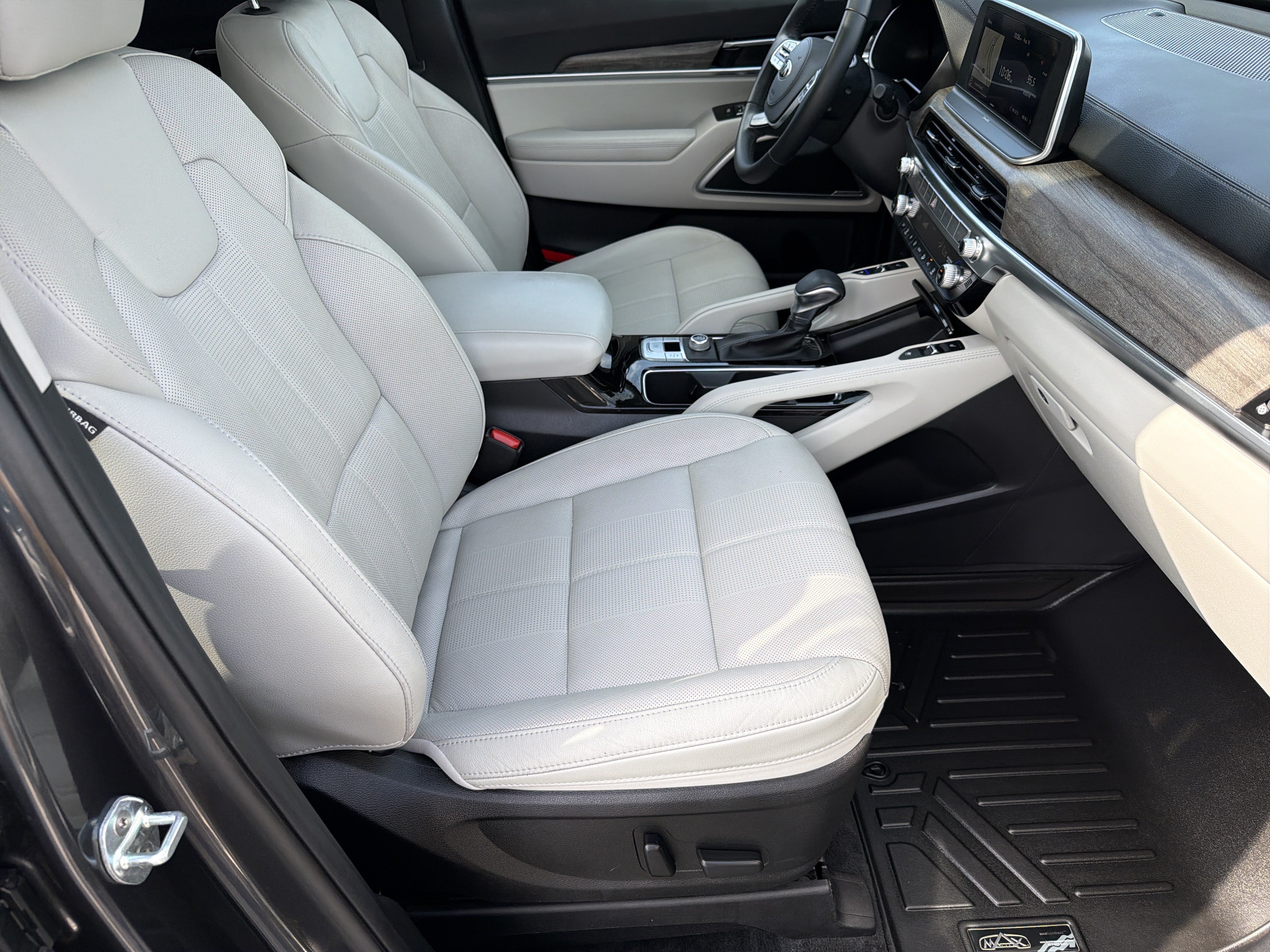 Used 2020 Kia Telluride EX FWD image 13