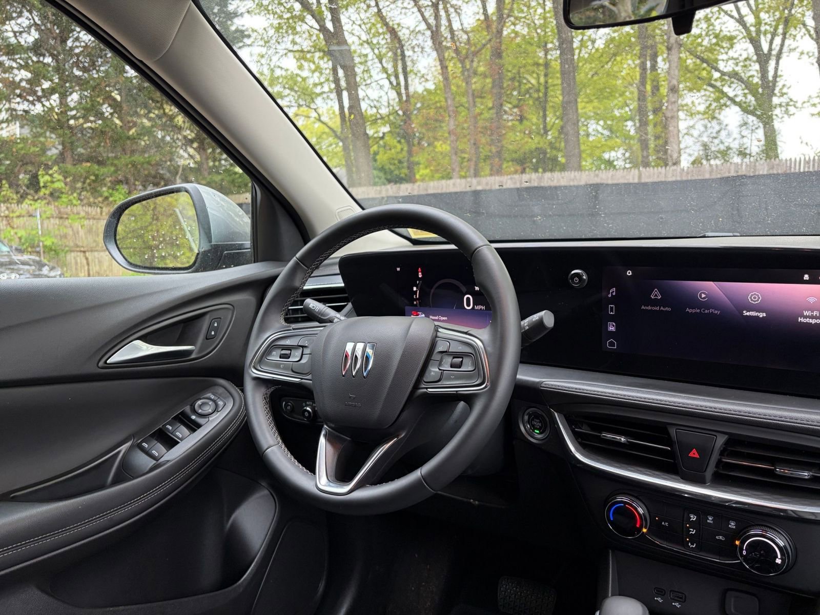 Used 2025 Buick Encore GX Preferred FWD image 32