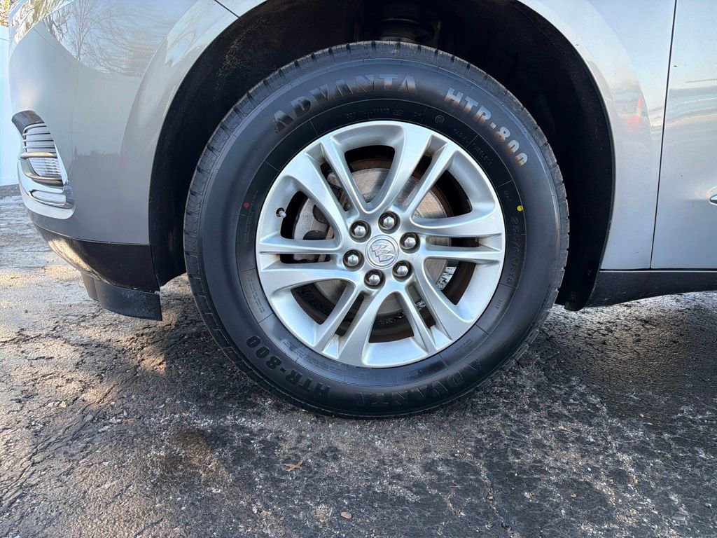 Used 2018 Buick Enclave Essence w/ Trailering Package image 16