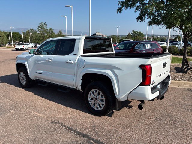 Used 2024 Toyota Tacoma SR5 AWD/4WD image 27