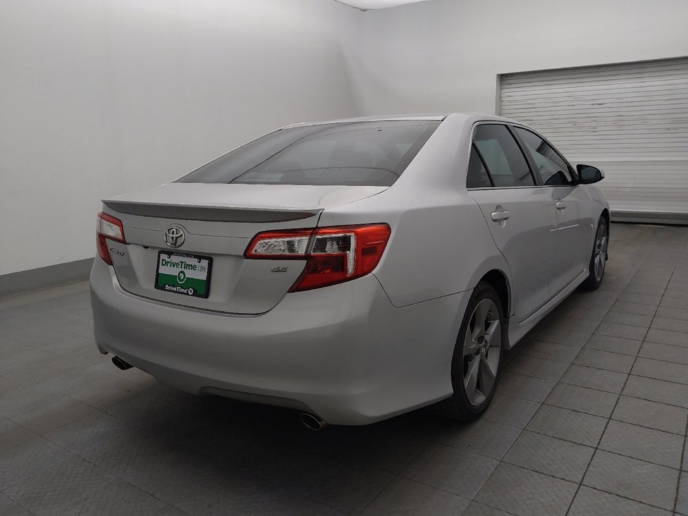 Used 2014 Toyota Camry SE image 9