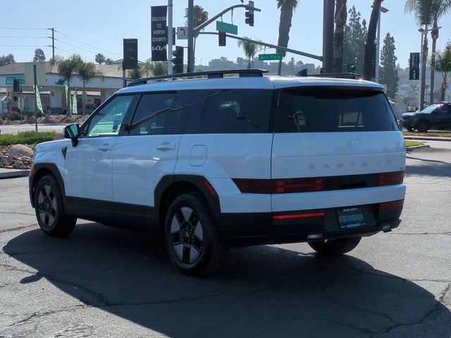 Used 2025 Hyundai Santa Fe SEL FWD image 5