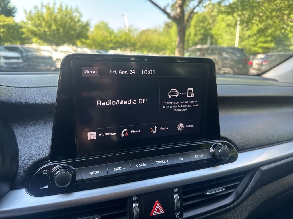 Used 2024 Kia Forte LXS FWD image 3