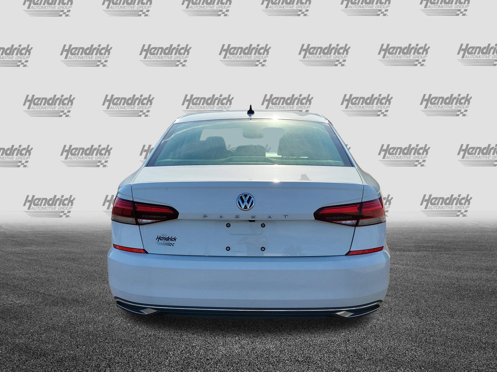 Used 2020 Volkswagen Passat 2.0T SE FWD image 6