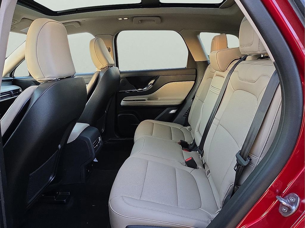 New 2026 Lincoln Corsair Premiere FWD image 12