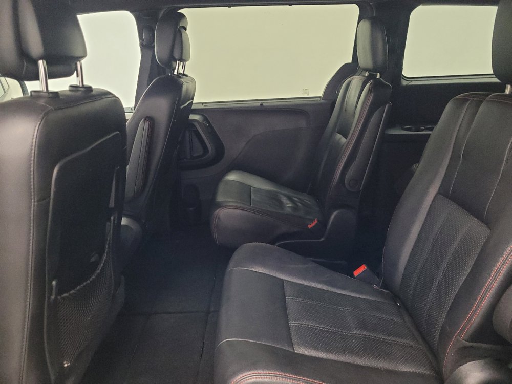 Used 2019 Dodge Grand Caravan GT FWD image 18