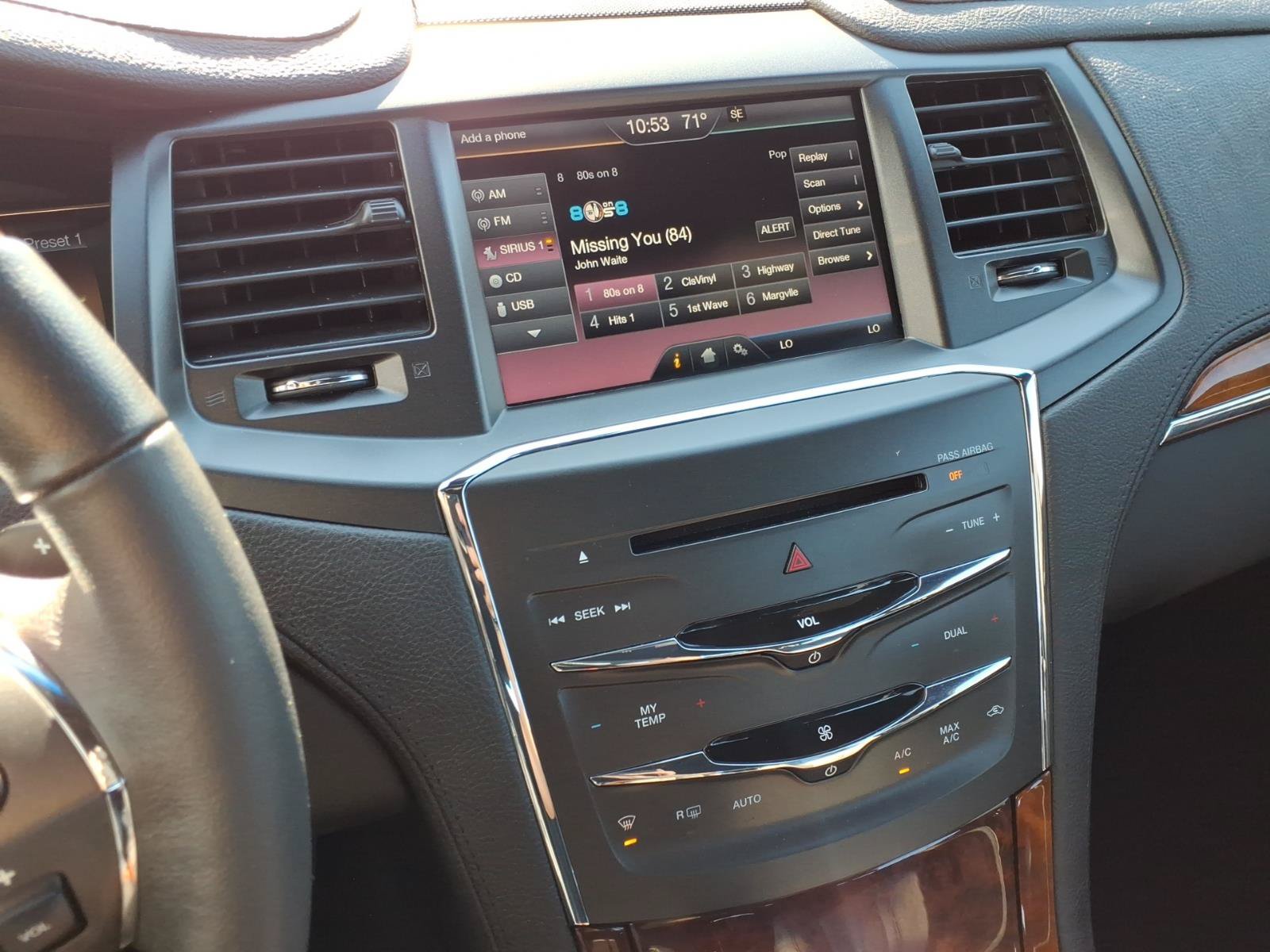 Used 2015 Lincoln MKS w/ Equipment Group 101A FWD image 22