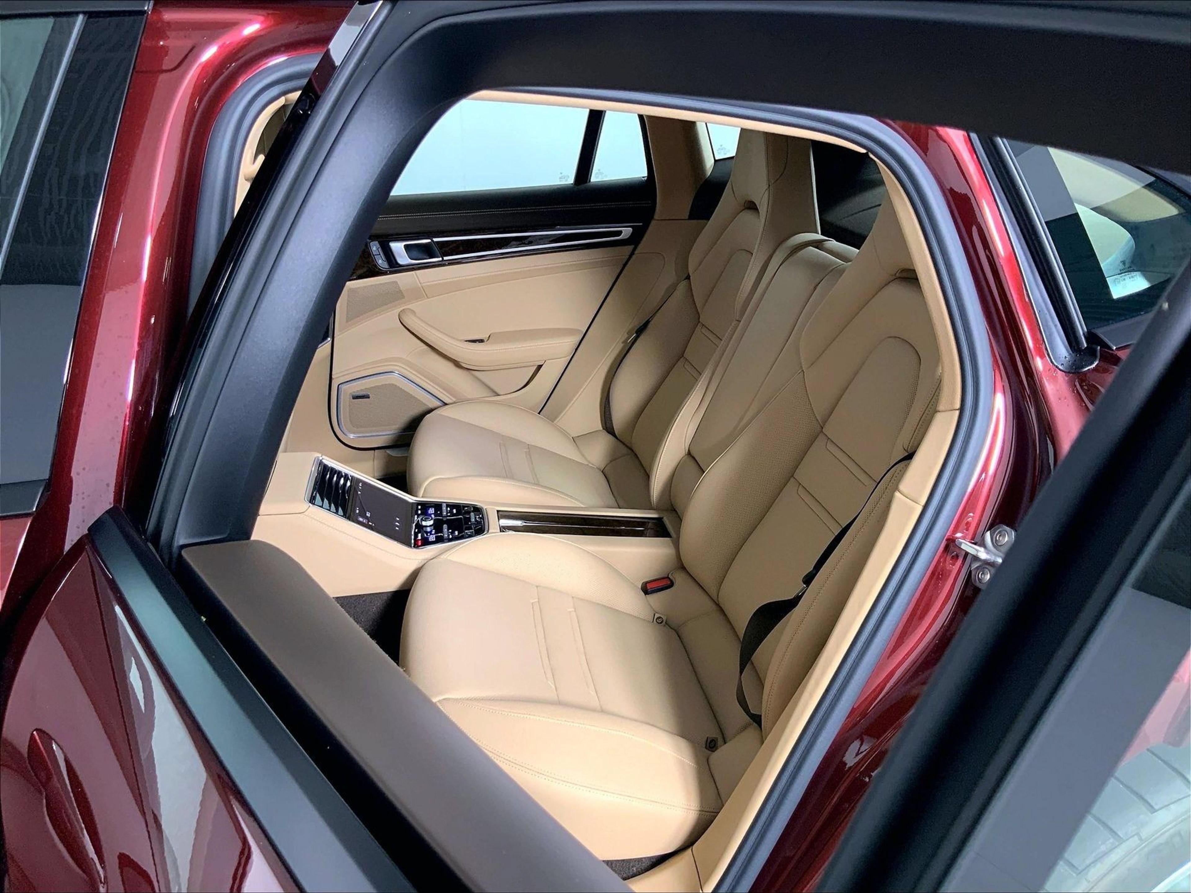 Certified 2022 Porsche Panamera RWD image 22