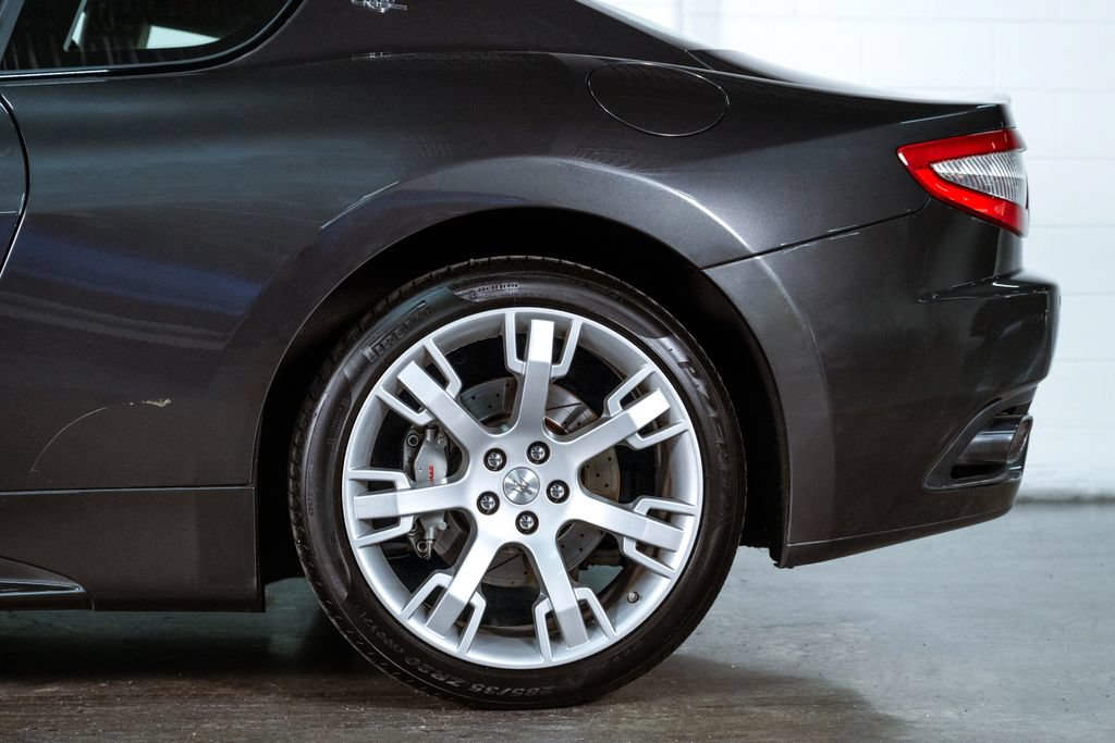 Used 2013 Maserati GranTurismo Sport RWD image 48