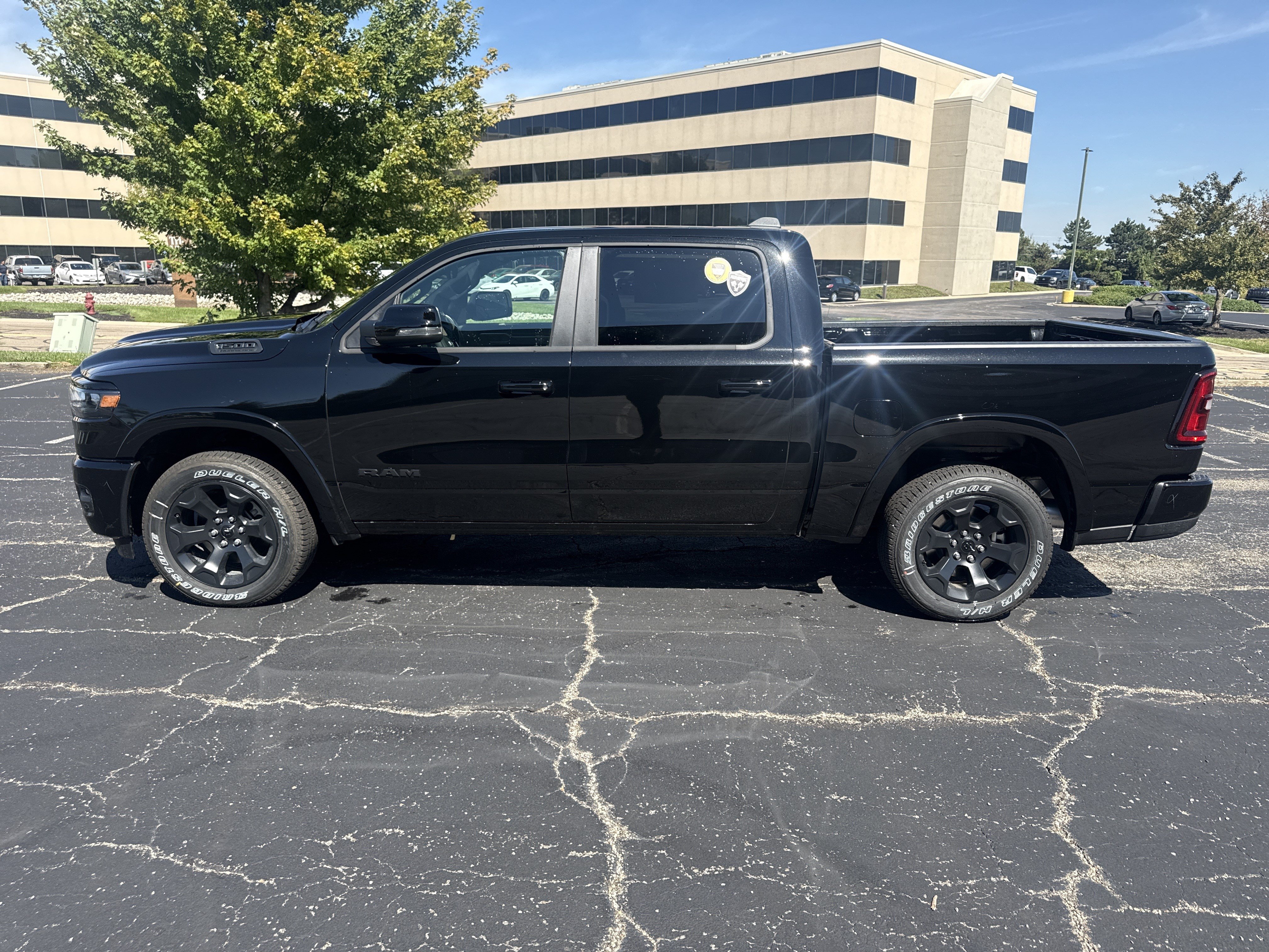 New 2026 RAM 1500 Big Horn AWD/4WD image 5