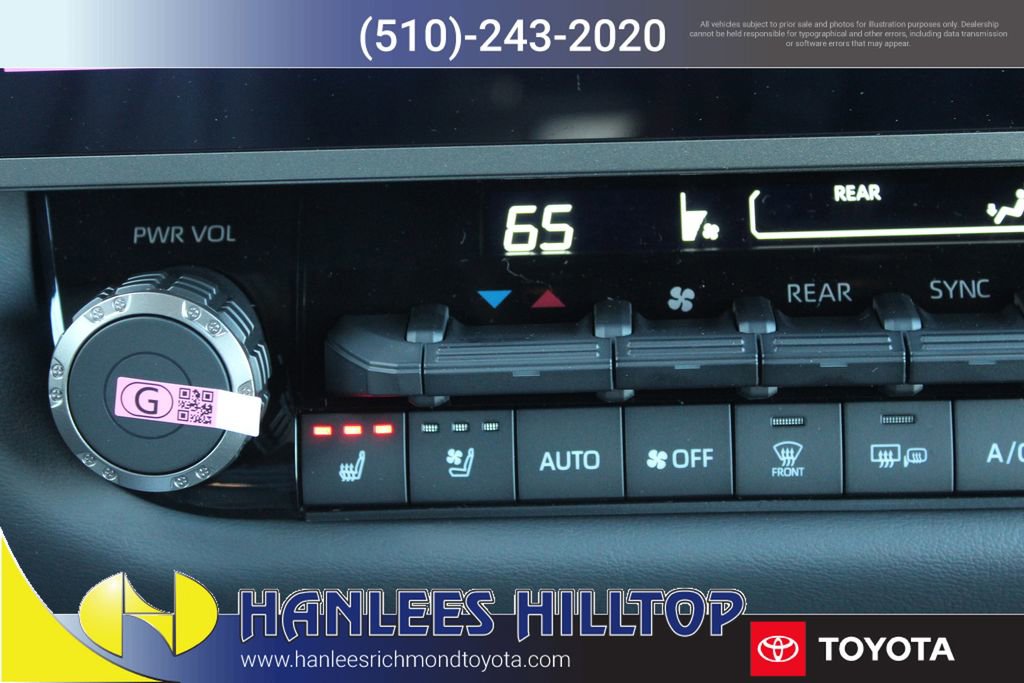 New 2026 Toyota Sequoia Platinum image 28