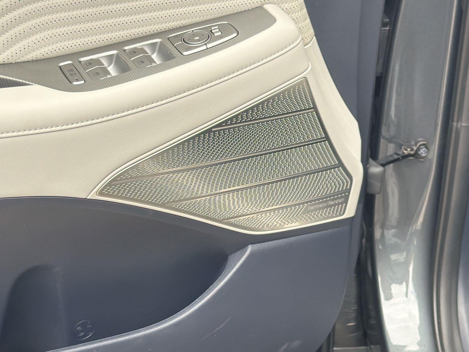 Used 2025 Hyundai Palisade Calligraphy FWD image 20