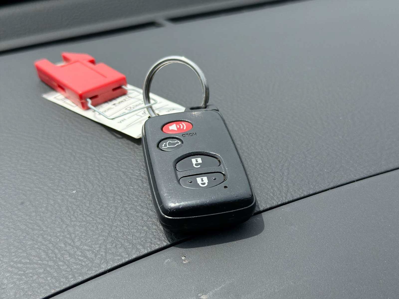 Used 2010 Toyota RAV4 Limited AWD/4WD image 28