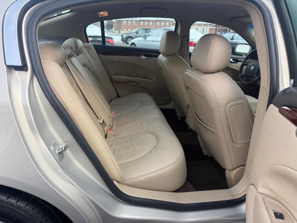 Used 2007 Buick Lucerne CXL w/ Luxury Package image 16