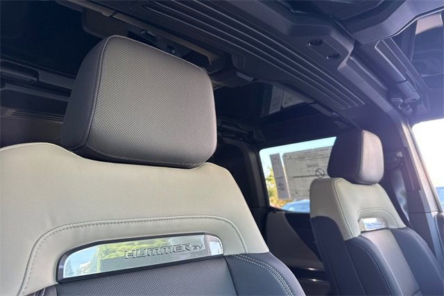 New 2026 GMC Hummer EV SUV image 16