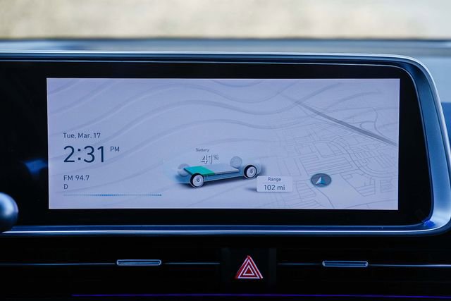 Certified 2025 Hyundai Ioniq 6 SEL image 14