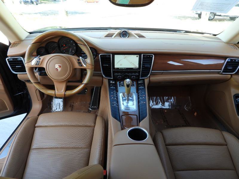 Used 2014 Porsche Panamera 4 AWD/4WD image 50