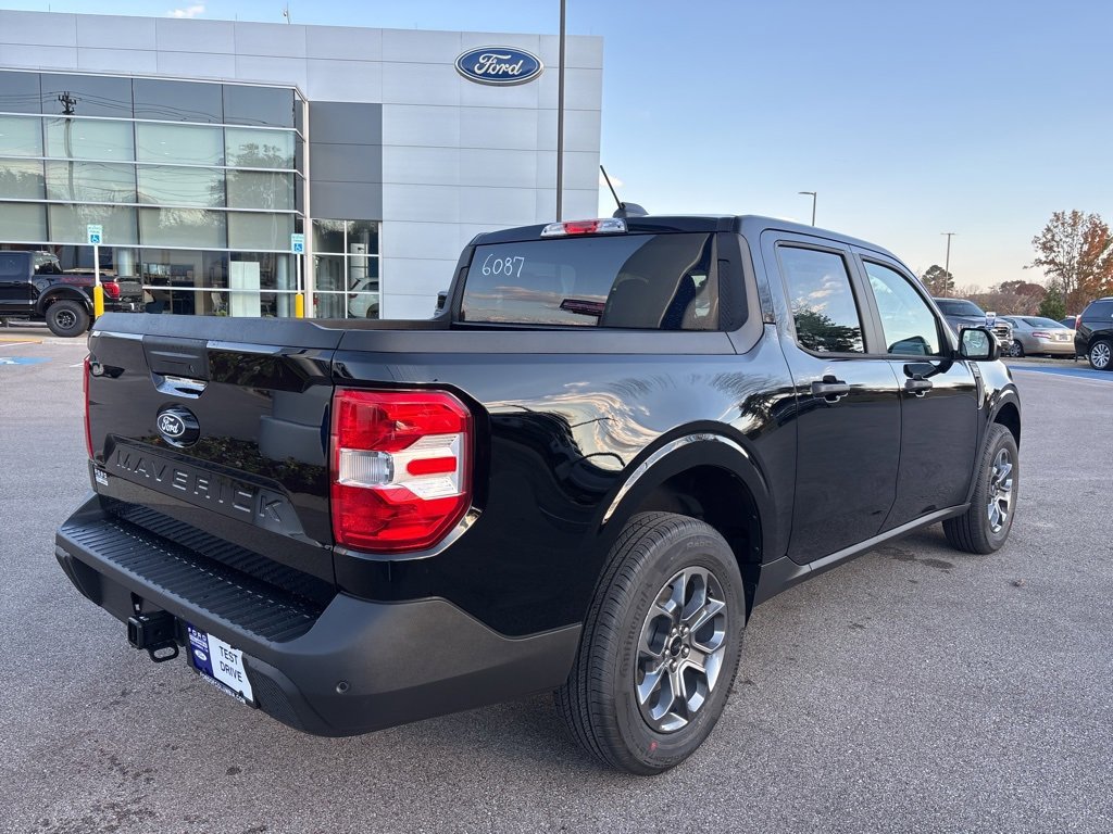 New 2025 Ford Maverick XLT w/ Equipment Group 301A image 12