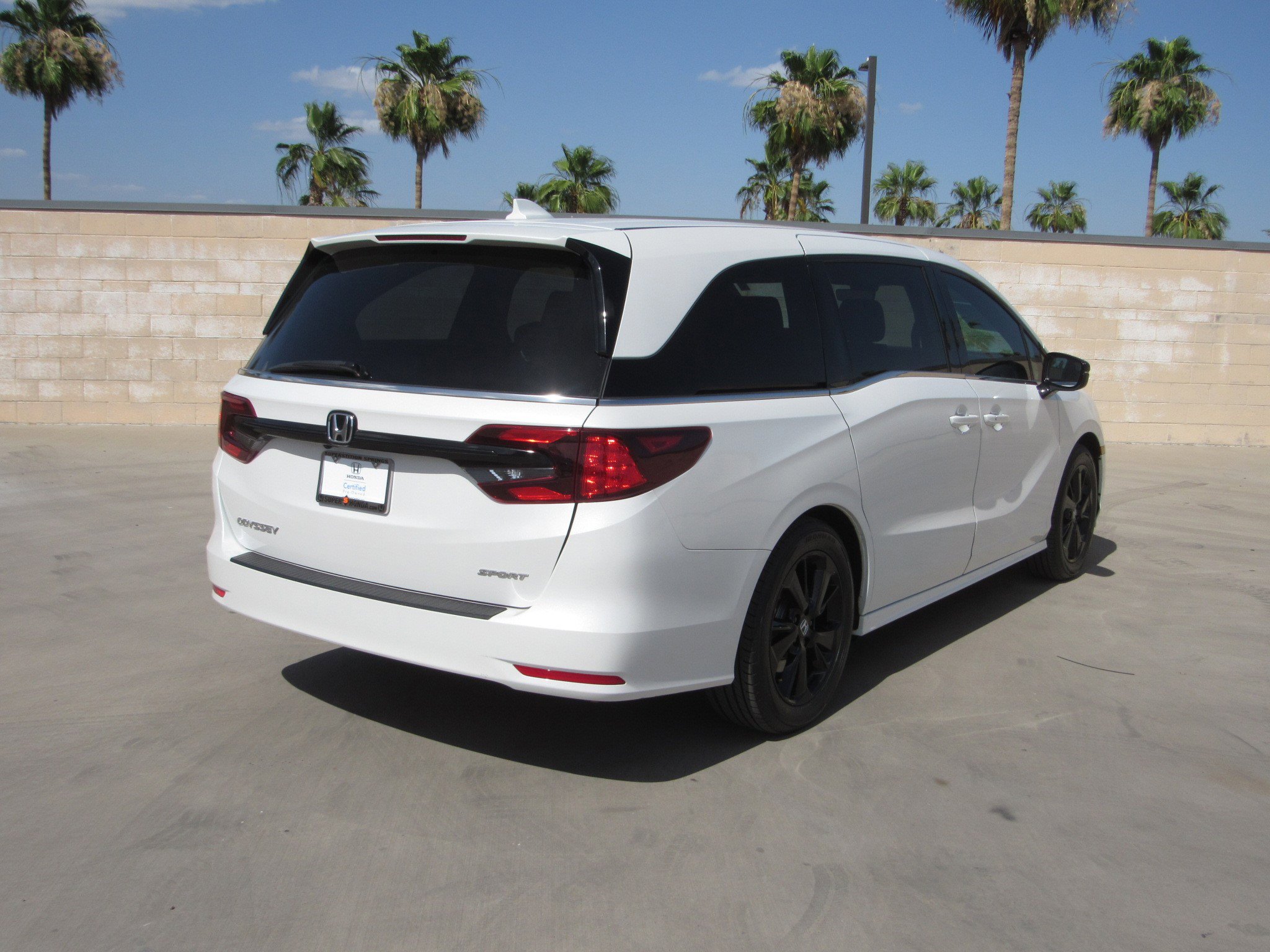 Certified 2023 Honda Odyssey Sport image 5