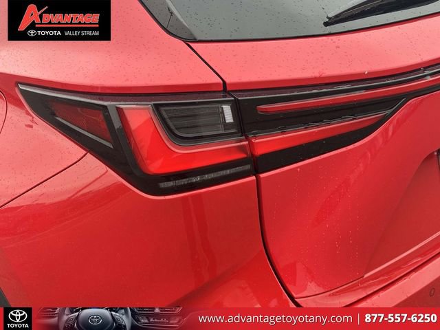 Used 2023 Lexus NX 350h AWD image 12