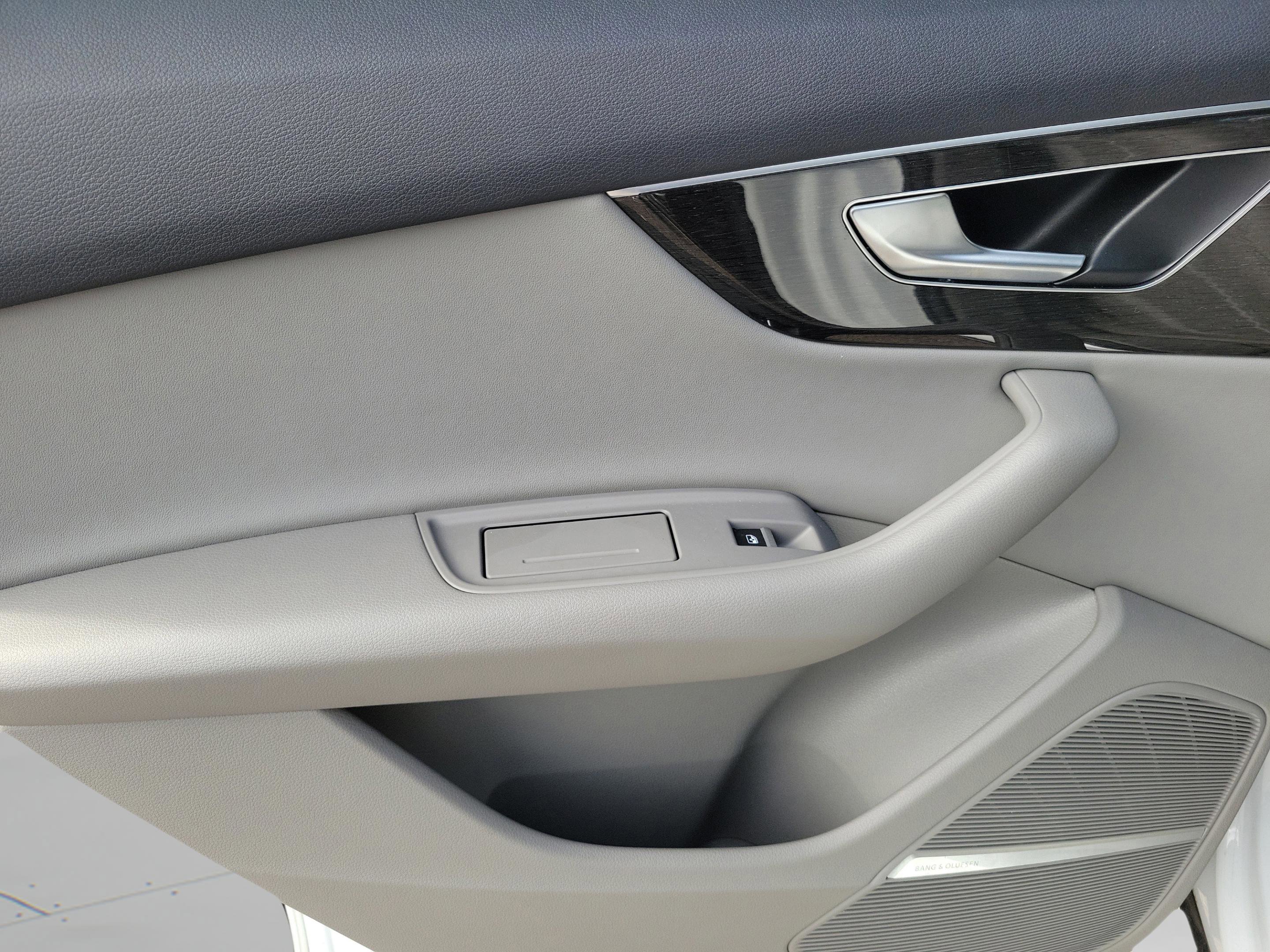 Used 2021 Audi Q7 3.0T Premium Plus w/ Premium Plus Package image 26