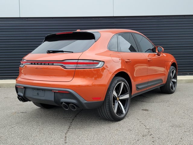 Certified 2023 Porsche Macan AWD/4WD image 7