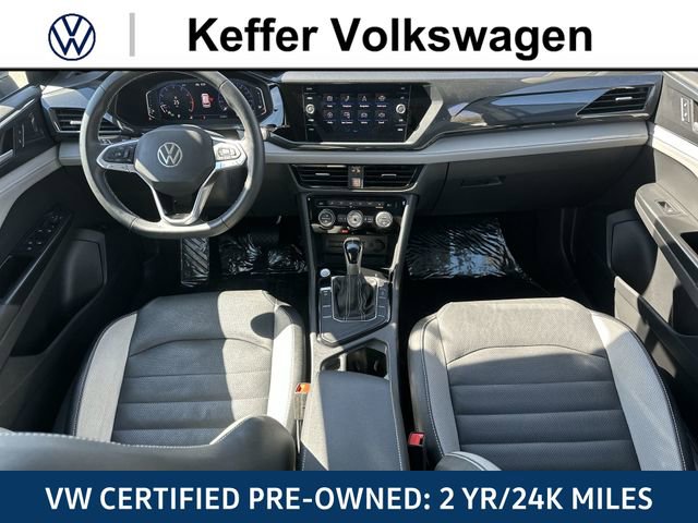 Certified 2022 Volkswagen Taos SEL w/ Panoramic Sunroof Package FWD image 30