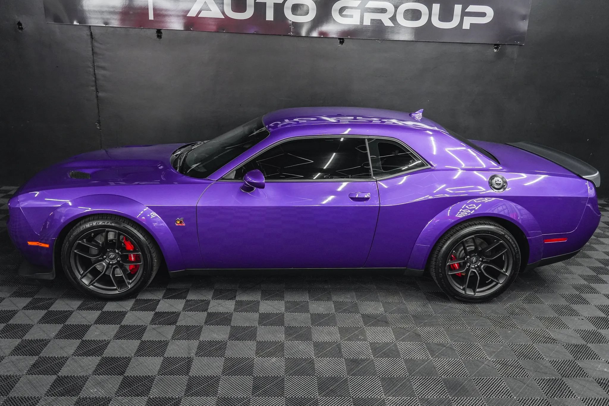 Used 2019 Dodge Challenger R/T Scat Pack RWD image 29