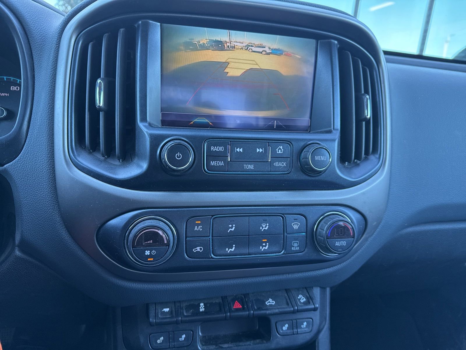 Used 2018 Chevrolet Colorado Z71 image 12