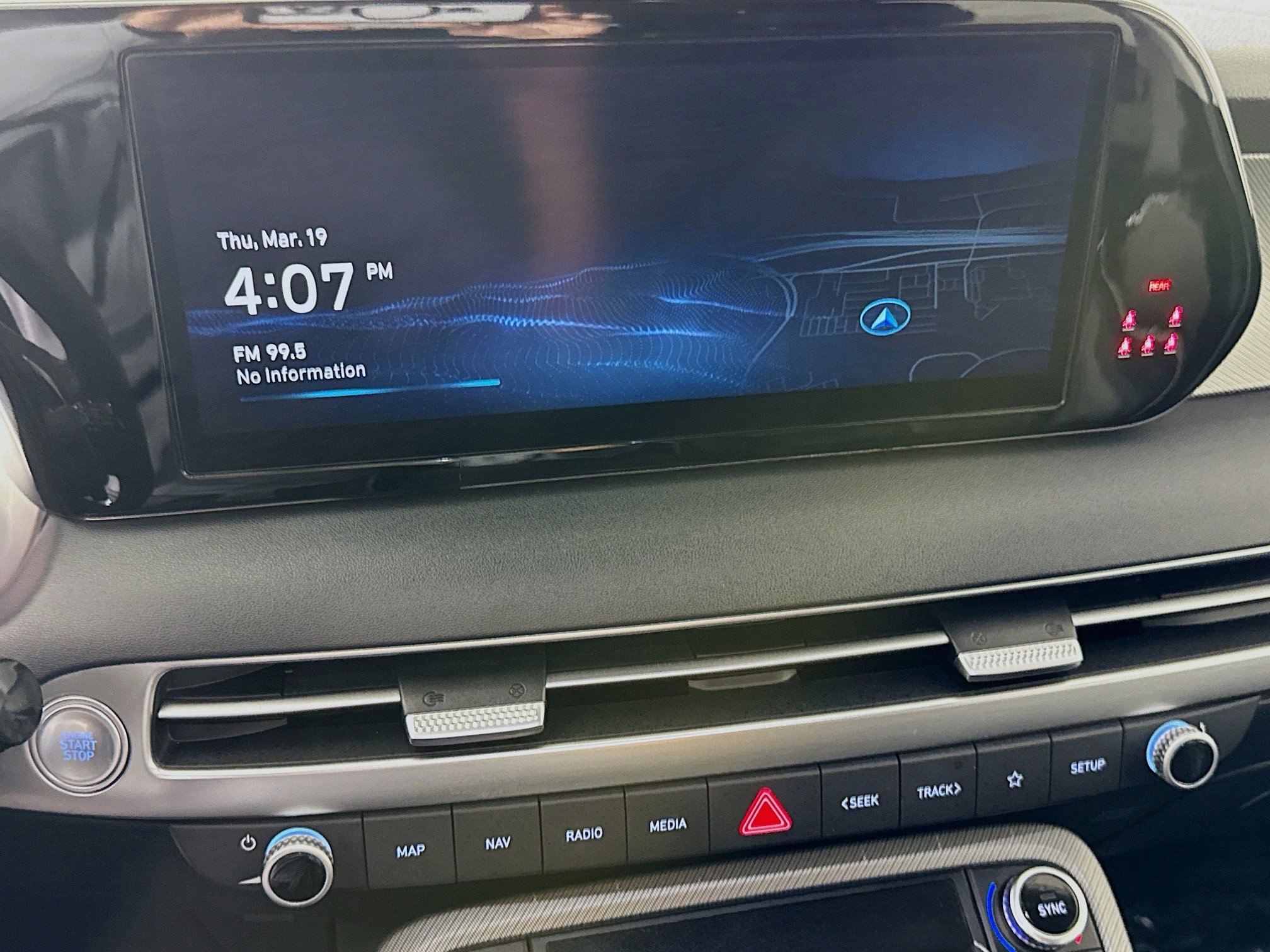 Used 2024 Hyundai Palisade SEL image 18