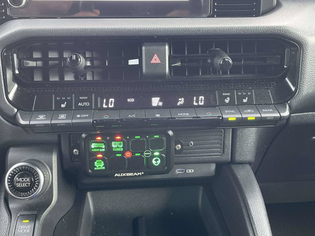 Used 2025 Toyota Land Cruiser 1958 AWD/4WD image 33