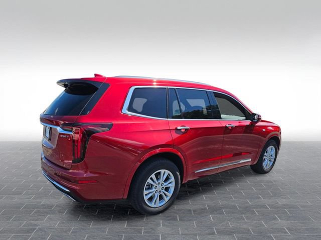 Used 2025 Cadillac XT6 Luxury FWD image 5