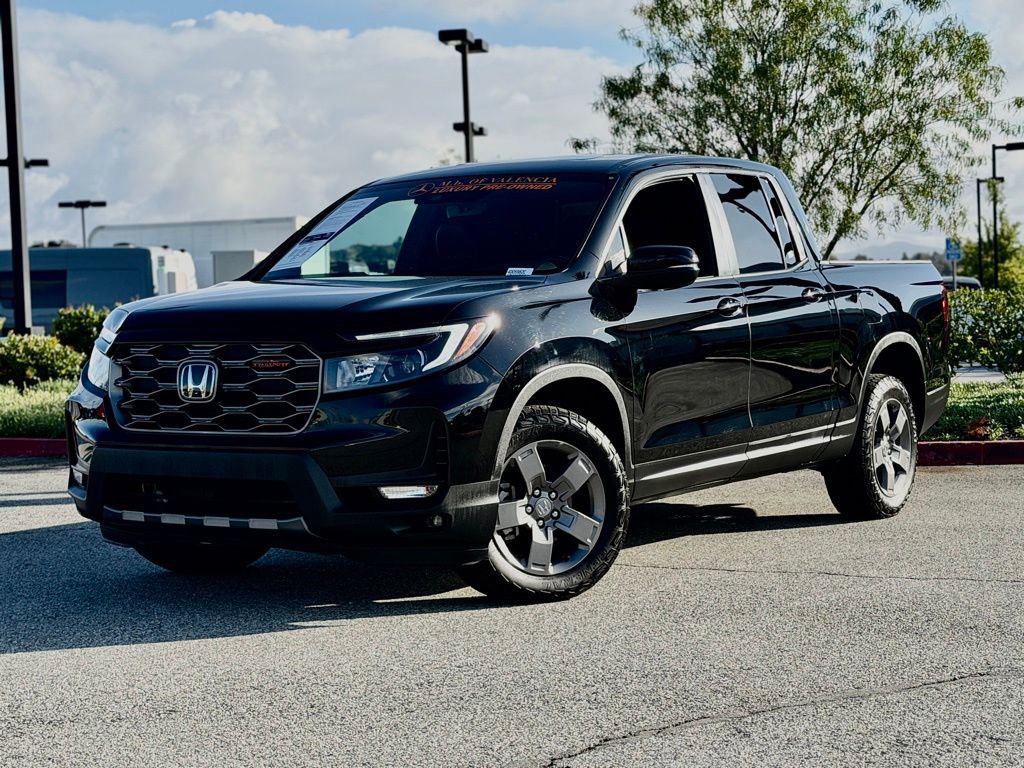 Used 2024 Honda Ridgeline TrailSport image 2