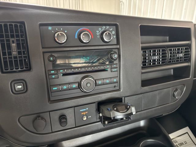 Used 2009 GMC Savana 2500 image 13