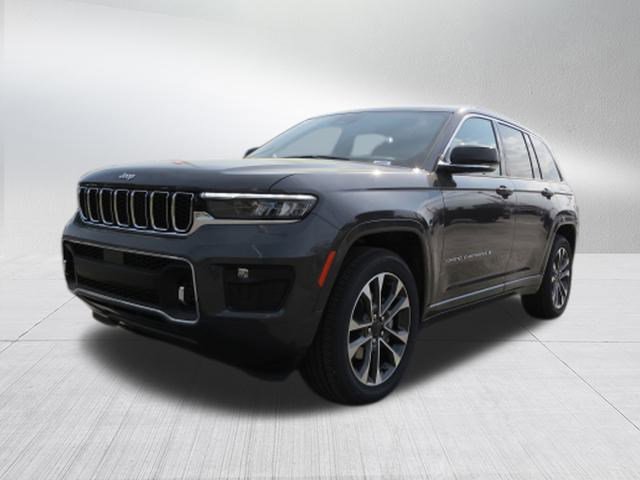 New 2025 Jeep Grand Cherokee Overland w/ Trailer Tow Package image 7