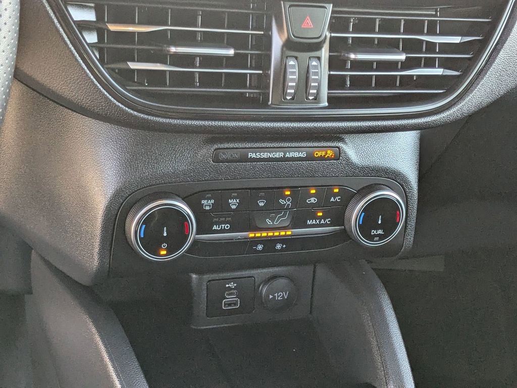 Used 2025 Ford Escape ST-Line image 22