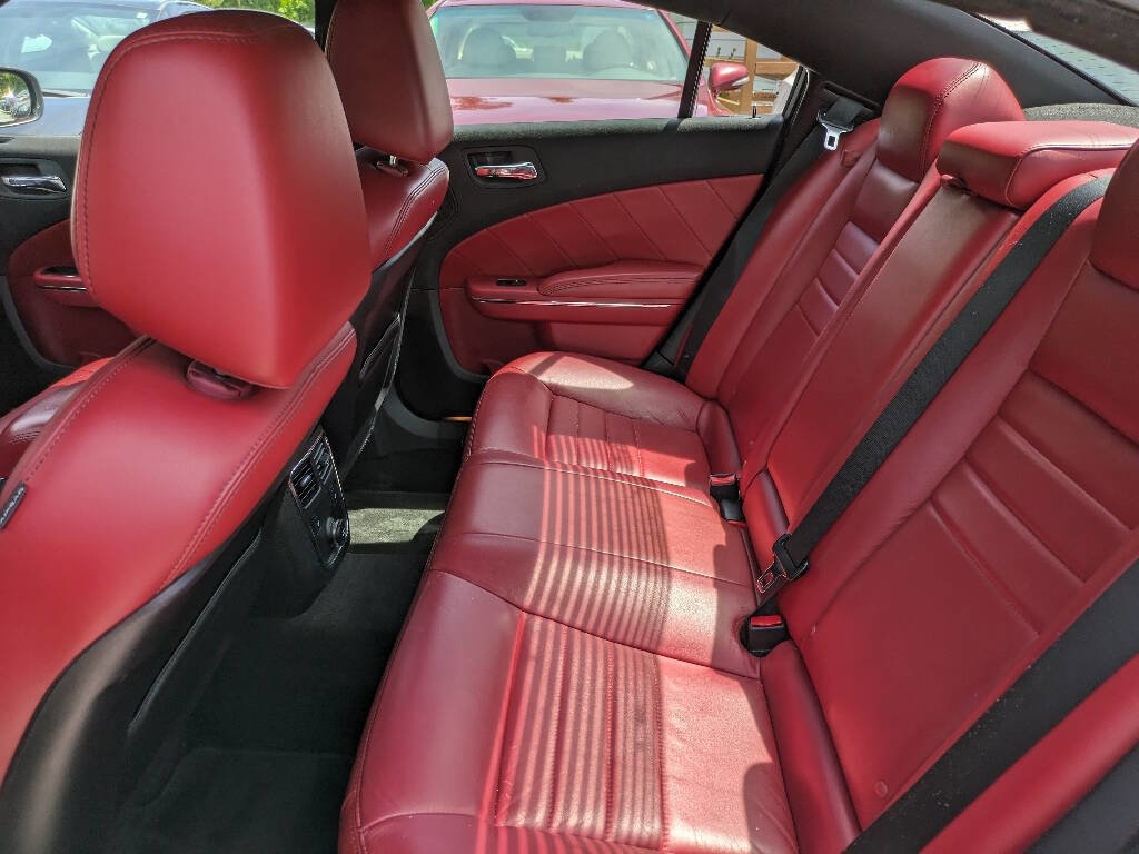 Used 2011 Dodge Charger R/T RWD image 7