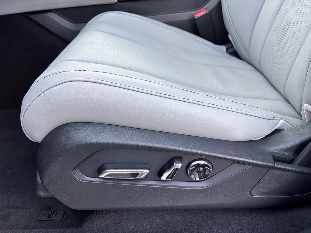 New 2026 Acura MDX w/ Technology Package FWD image 15