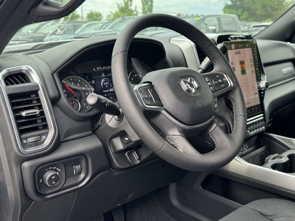 New 2026 RAM 2500 Big Horn AWD/4WD image 2