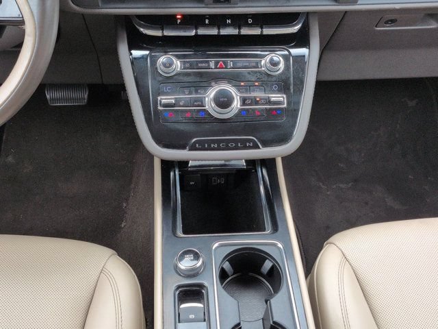 Used 2020 Lincoln Corsair FWD w/ Equipment Group 101A image 19