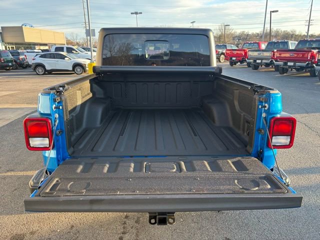 Used 2022 Jeep Gladiator Willys image 29