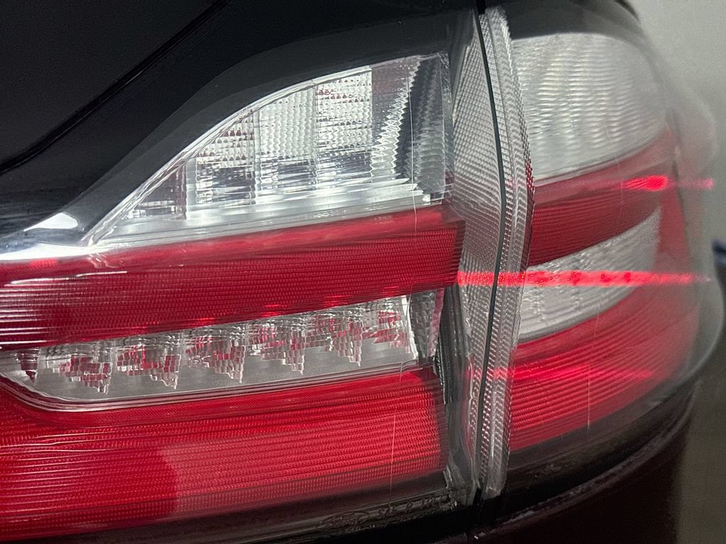 Used 2021 Ford Edge SEL FWD image 30