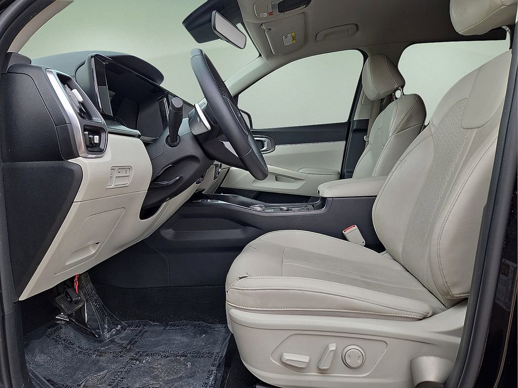 Used 2022 Kia Sorento S image 22