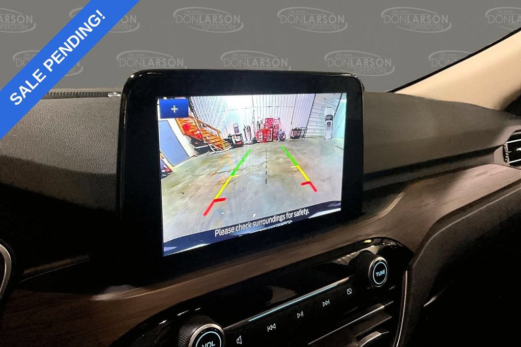 Used 2020 Ford Escape Titanium FWD image 32