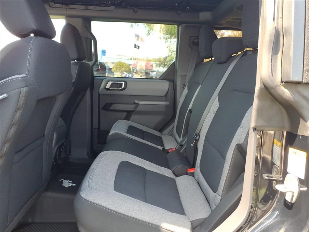 Used 2023 Ford Bronco Big Bend image 16