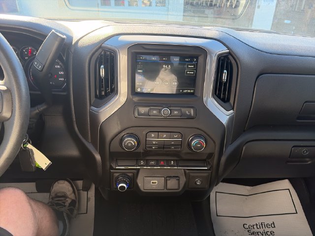 Used 2019 Chevrolet Silverado 1500 Custom Trail Boss w/ Custom Convenience Package AWD/4WD image 11