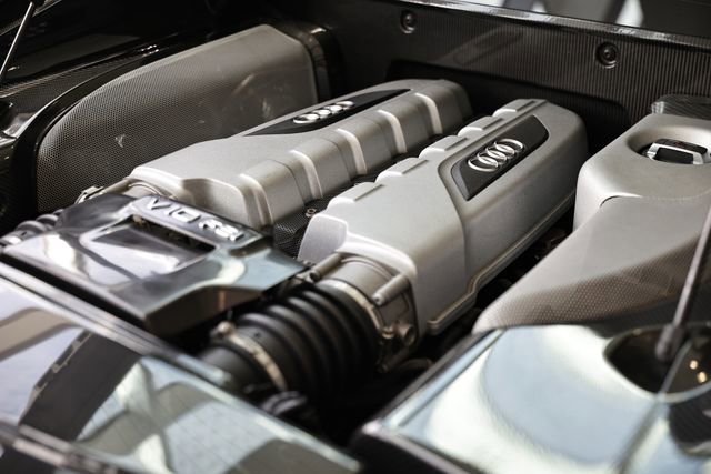 Used 2011 Audi R8 V10 AWD/4WD image 32