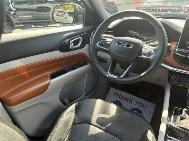 Used 2023 Jeep Compass Limited AWD/4WD image 30